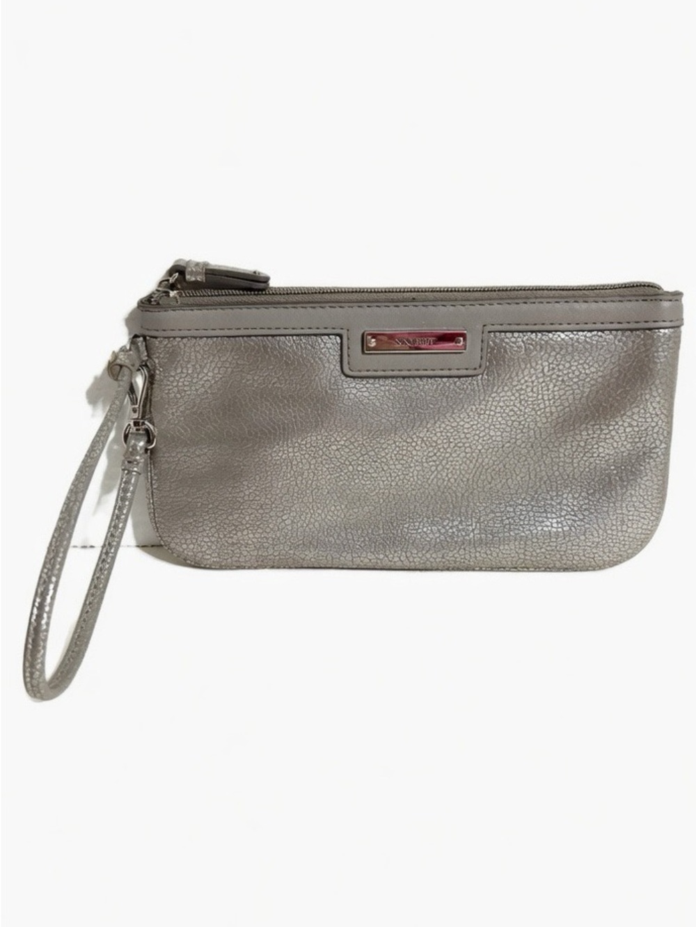 Nine West Silver Metallic Pebbled Faux Leather Wristlet Clutch Line Animal Print